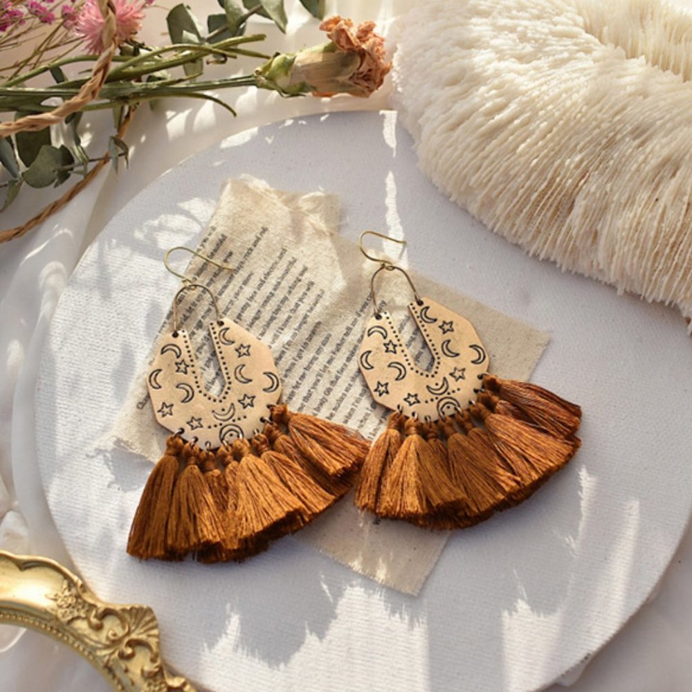 Moon and Star Polygon Tassels Earrings - Picture 3 of 11